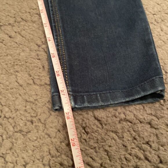 DL1961 Angel Mid Rise Jeans - Picture 10 of 13